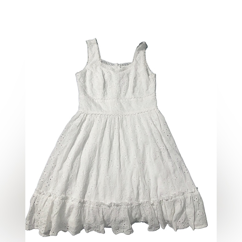 Altar’d State white eyelet lace sweetheart‎ neckline fit and flare dress size M